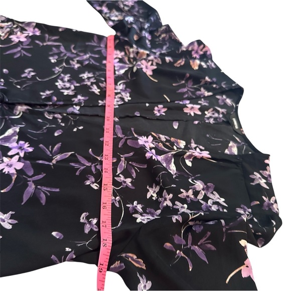 Express Black Floral Print Long Sleeve Wrap - Size M - Picture 6 of 7